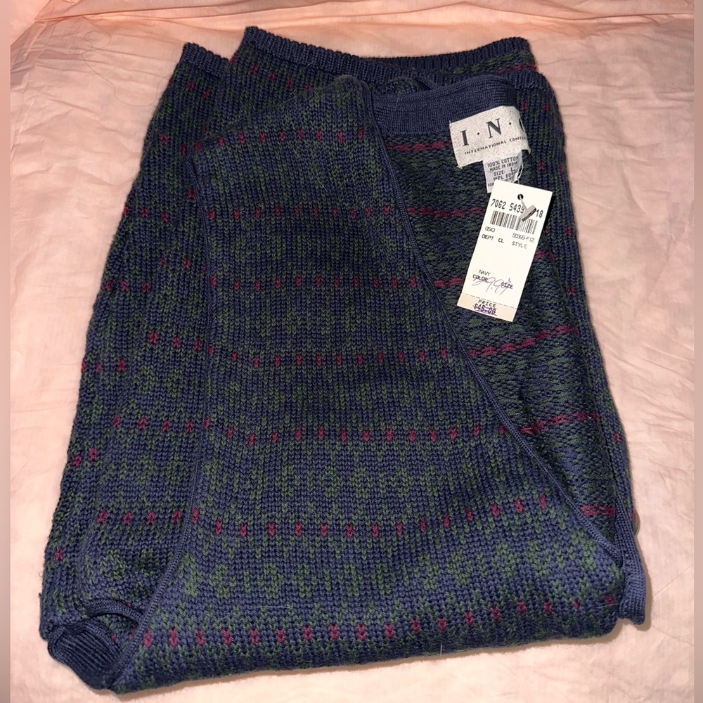 Beautiful Navy Sweater Vest, Brand new. Large